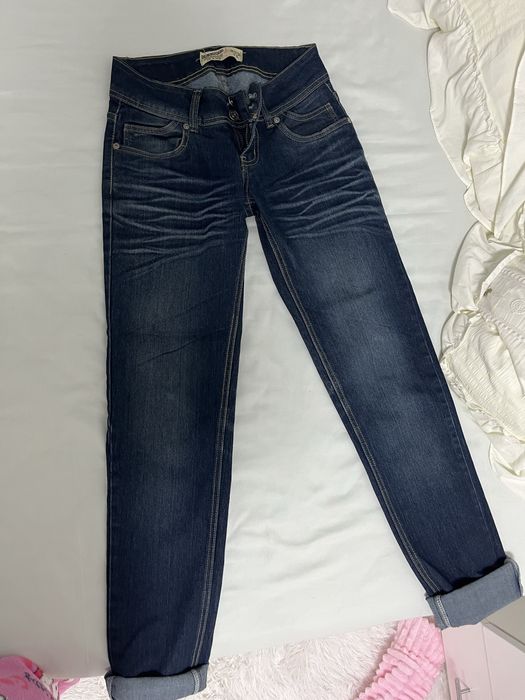 Распродаю вещи одежду