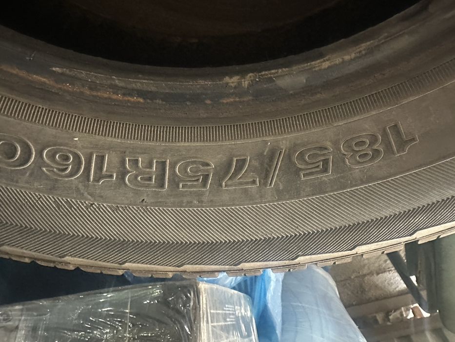 Продам шины на газель