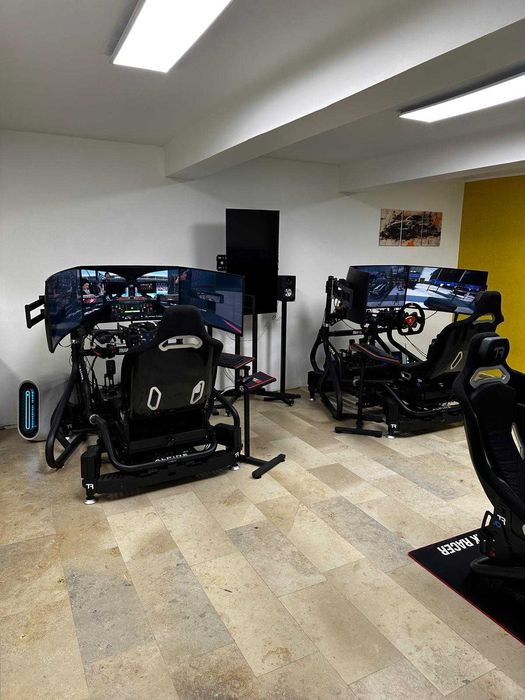 De vânzare – Afacere la cheie – Sală de SimRacing în centrul Clujului