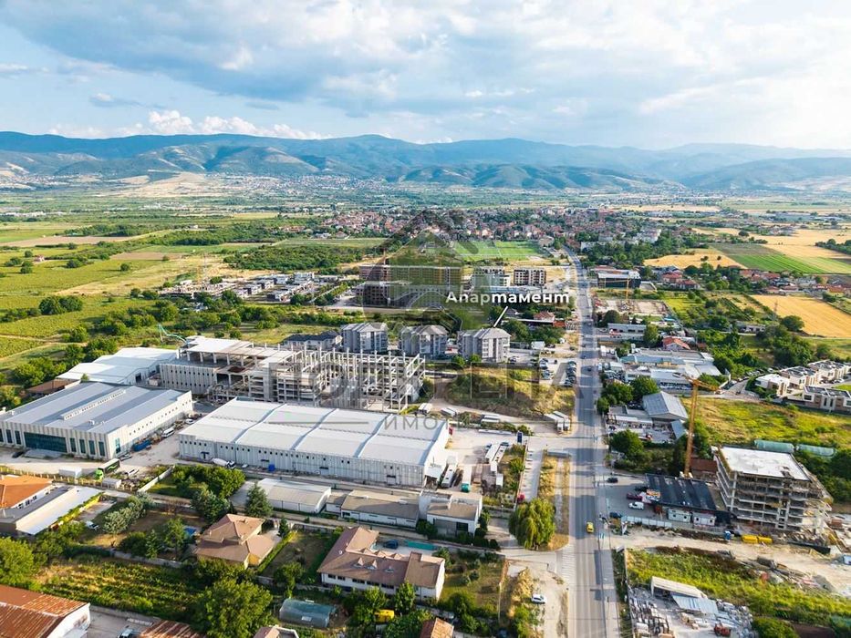 Продава се Тристаен апартамент в Пловдив, Остромила - 133 кв.м за 1797 €/кв.м - Снимка #15