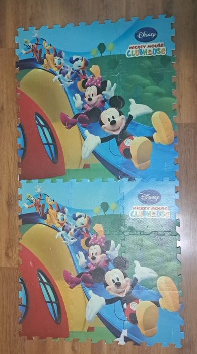 2 бр. пъзели за под от 9 части с героите от Мики Маус.