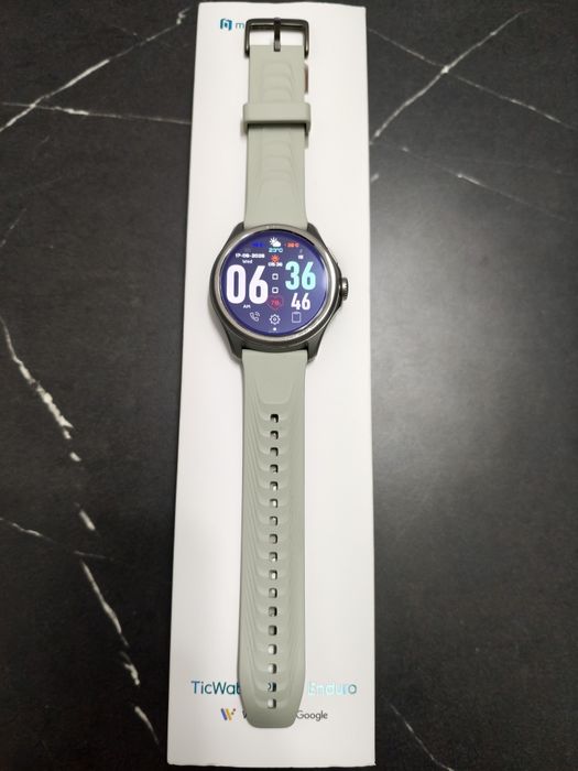 Smartwatch  TicWatch  pro 5 Enduro