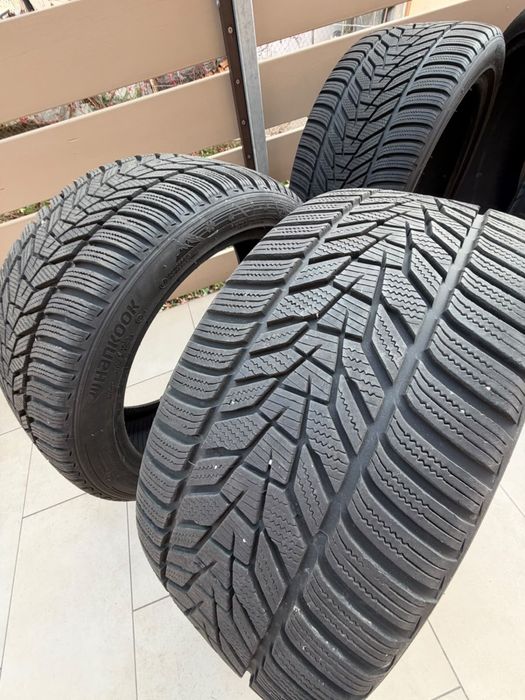 Set anvelope Hankook Winter Icept Evo3