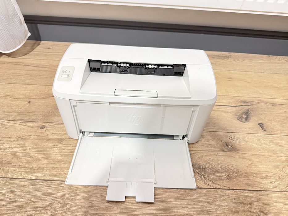 Принтер HP LaserJet