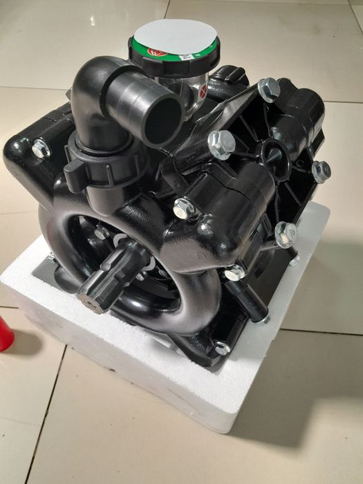 Насос для опрыскивателя