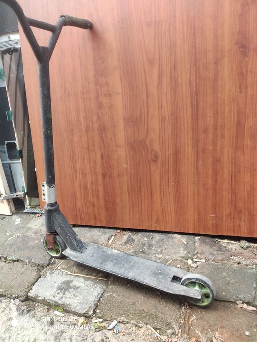 Продам самокат детский