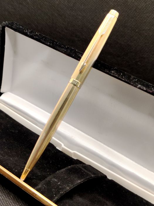 Rar, vintage Pix Parker 35 Milleraies 1982 made in France de colectie