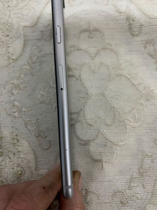 Продам айфон 6 SE