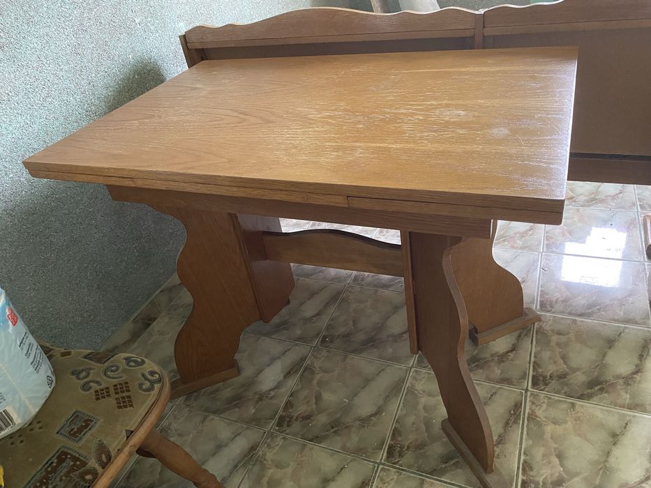 Set mobilier bucătărie din lemn masiv – masă extensibilă + bancă cu ladă + 2 scaune