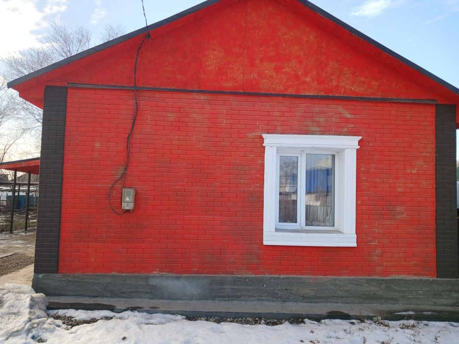 Продаю дом в поселке Мойнак