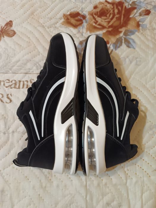 Черни дамски маратонки номер 37