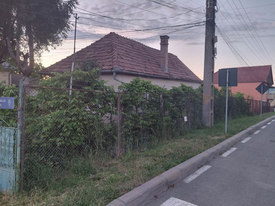 Casa de vânzare  n