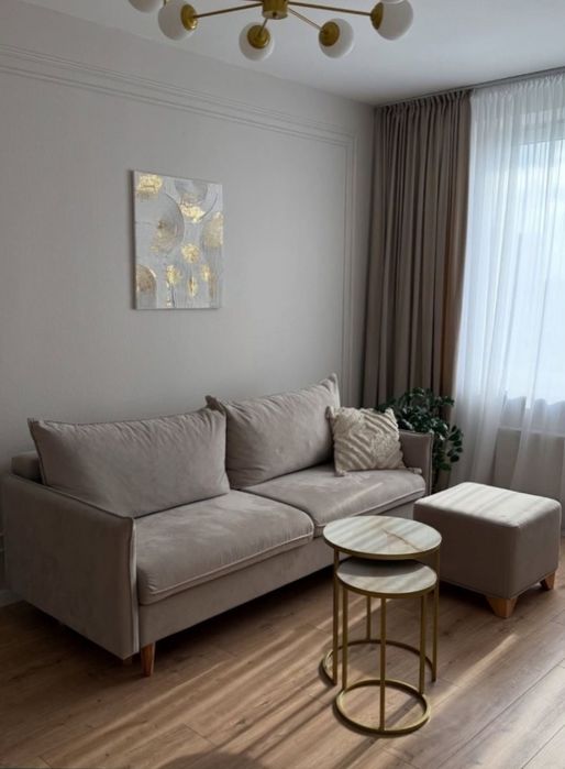 Сдам 2 ком Часы, суточно .Район Жазира