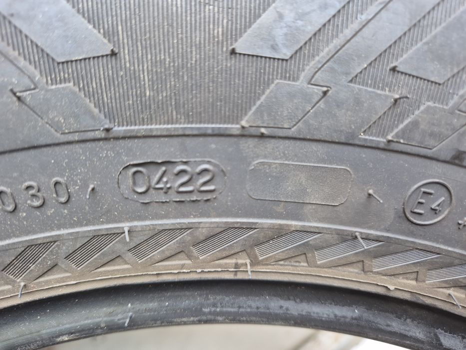 2бр летни гуми нокиан за Джип/ 215-70-16/ 2022г/ 5мм грайфер/