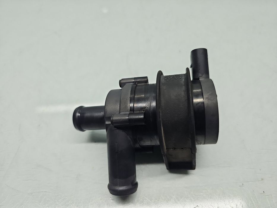 Pompa recirculare apa Volkswagen Golf 6 (5K1) [Fabr 2009-2013] 1K09655