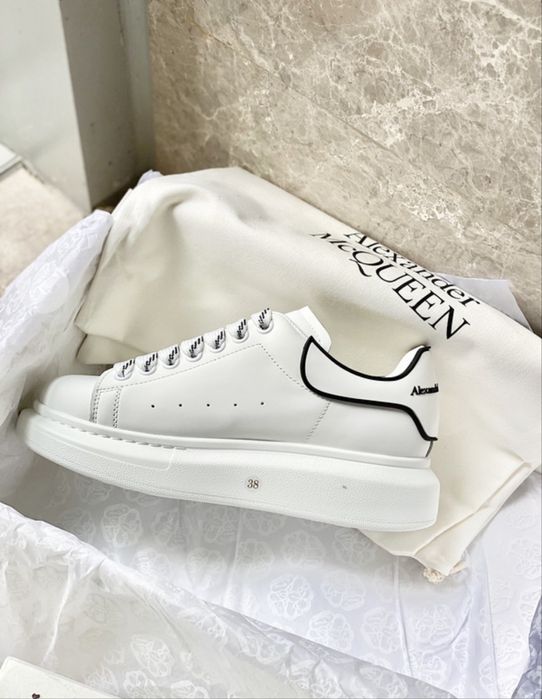 Adidasi Alexander McQueen calitate premium