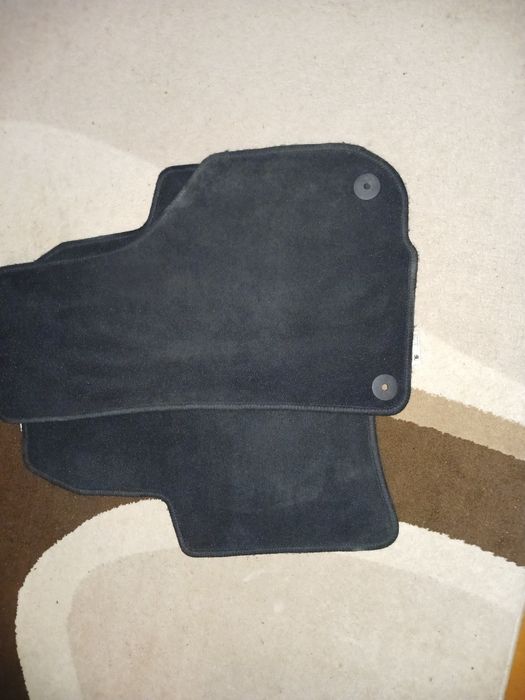 Продам полики шкода