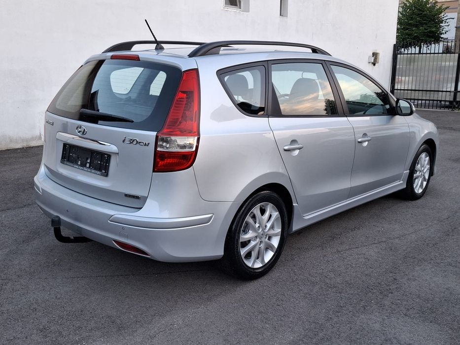 ~Hyundai i 30 cw Style 1.6 Diesel /Euro  5 Import Germania ~