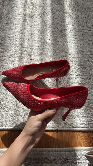 Туфли женские на каблучке