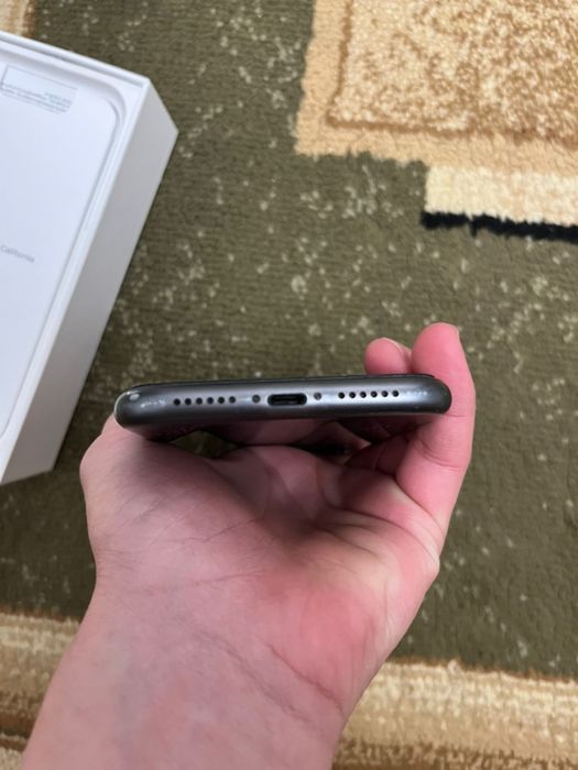 Iphone 11 срочно!!! 64гб акб 69