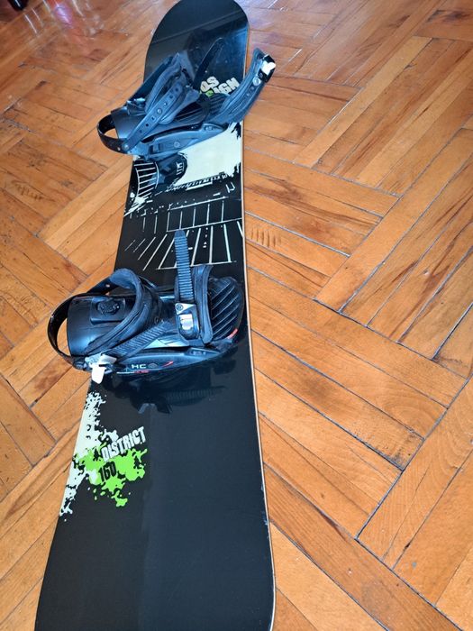 Сноуборд с ботинками 160