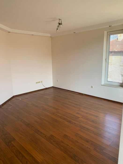 Дава се под наем Двустаен апартамент в София, Оборище - 60 кв.м за 547.23 € - Снимка #3