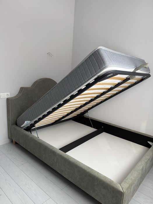 Кровать 140/200..