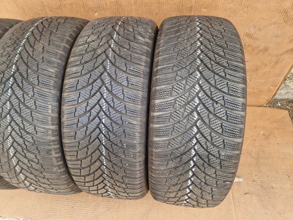 4 Fierstone R17 205/50
Зимни гуми 
DOT2022