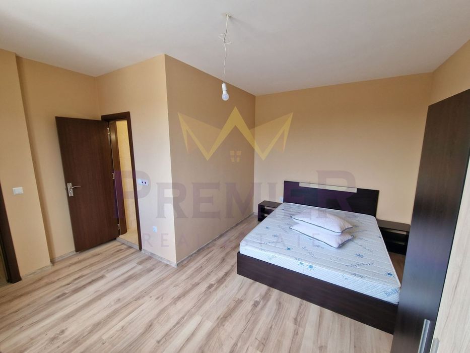 Дава се под наем Двустаен апартамент в Варна, Възраждане 3 - 70 кв.м за 438.6 € - Снимка #3