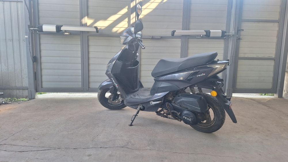 Скутер 2019 года