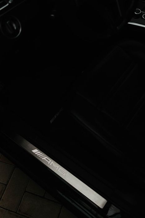 Mercedes-Benz E63 AMG 4MATIC – 2014 | 680 CP | Motor 50.000 km |