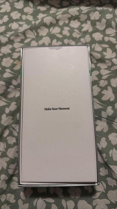 Oppo find X9 pro , telefonul este nou ne folosit, când am deschis cutia din greșală l am scăpat
