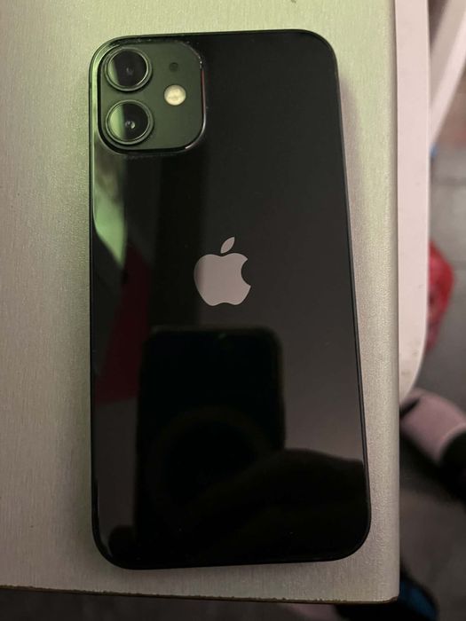 Iphone 12 mini черен