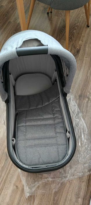 Бебешка количка Mast M2x с кош за новородено и аксесоари