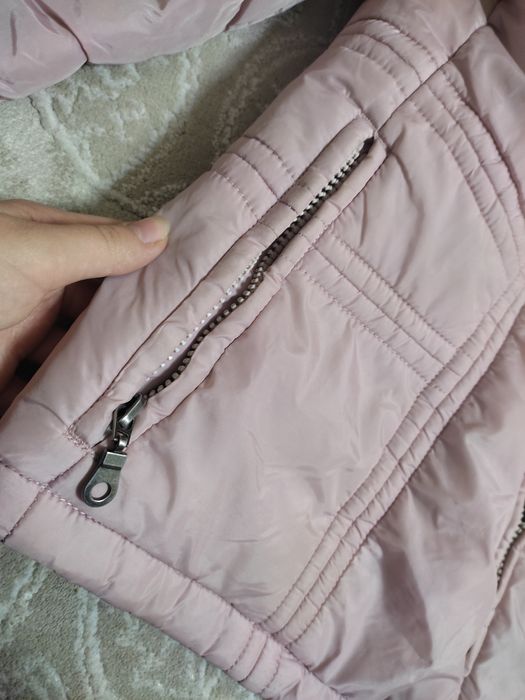 Продам куртку женскую