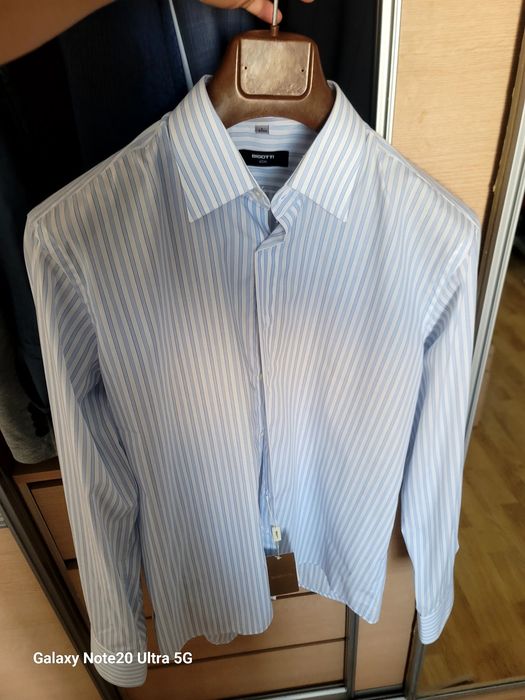 Costum Lana Boss 100%  52  L   Produs Romania