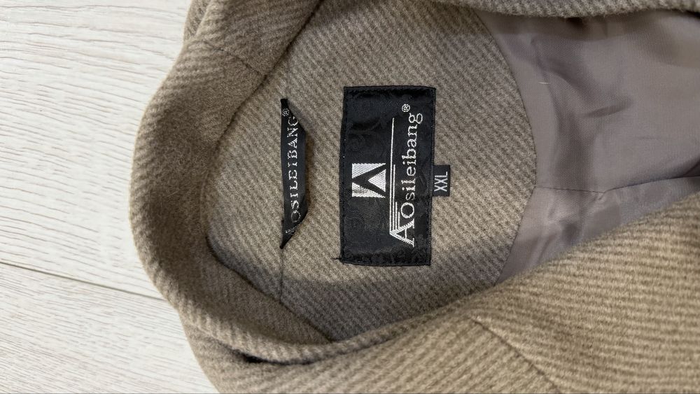 Продаю пальто теплое