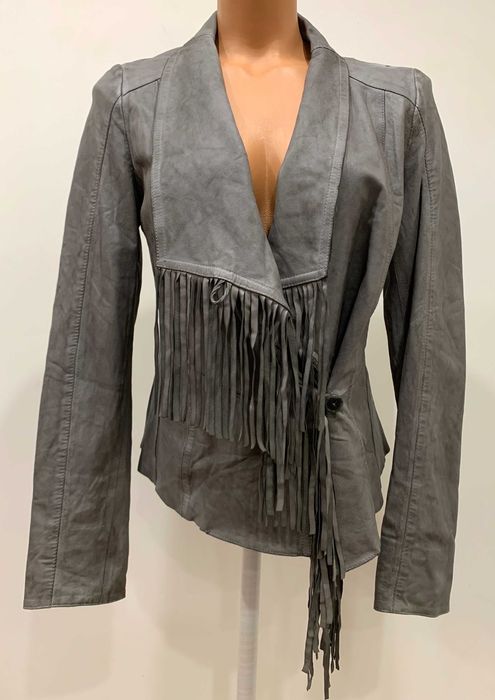 Jacheta Schyia din piele naturala moale si fina cu franjuri