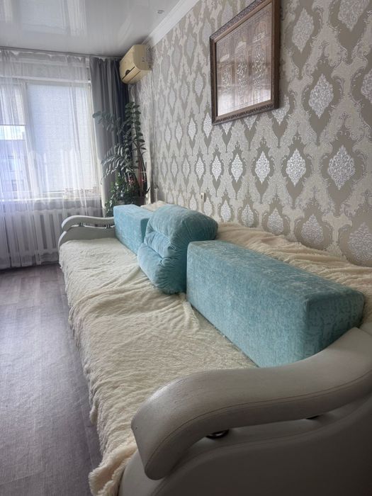 Продам диван б/у