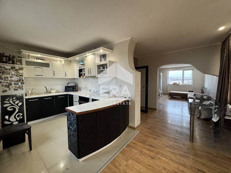 Продава се Промишлена сграда в с. Сталево, Област Хасково - 3000 кв.м за 117 €/кв.м - Снимка #9