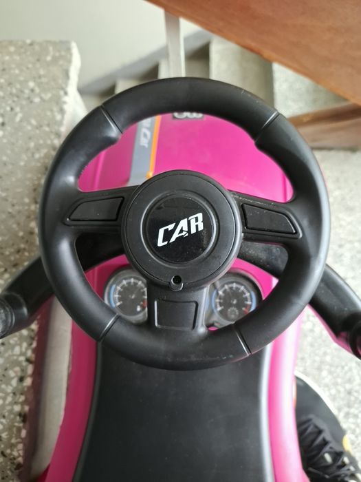 Детска кола-буталка