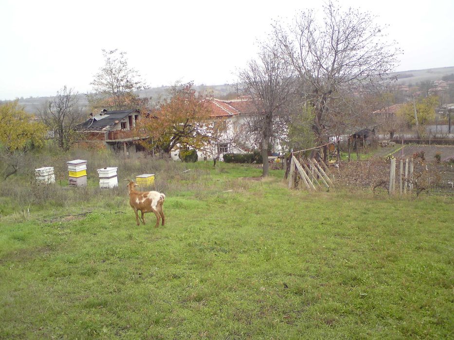 КЪЩА, с. Априлово, област Стара Загора