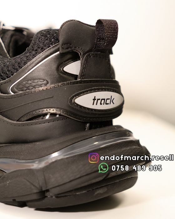 Balenciaga Track Black