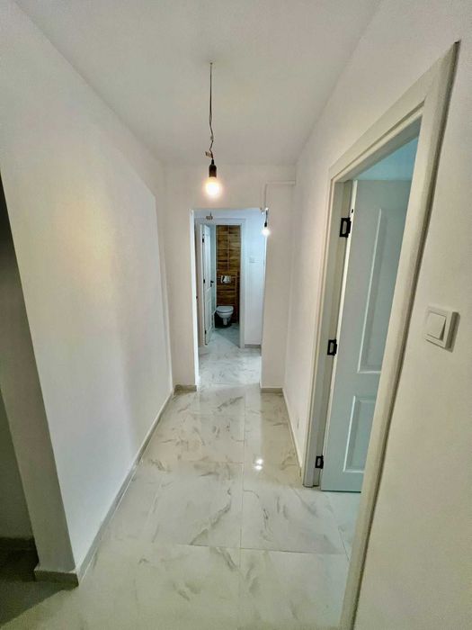 Apartament 4 camere Dacia etaj 1