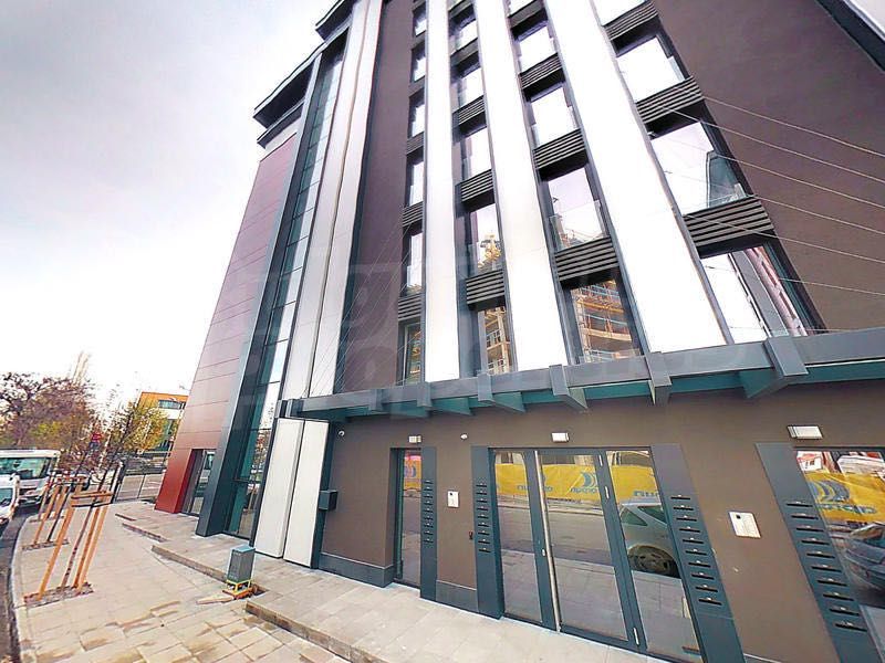 Дава се под наем Двустаен апартамент в Правец - 70 кв.м за 777.75 € - Снимка #10