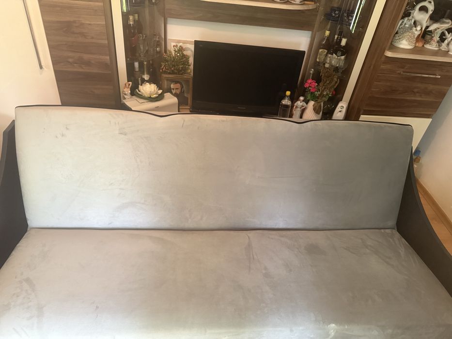 Vand Canapea Extensibila / Noua