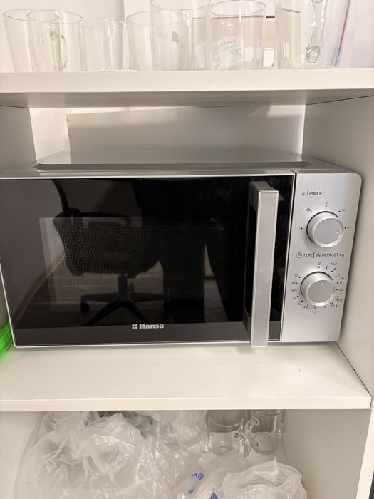 Продам микроволновую печь