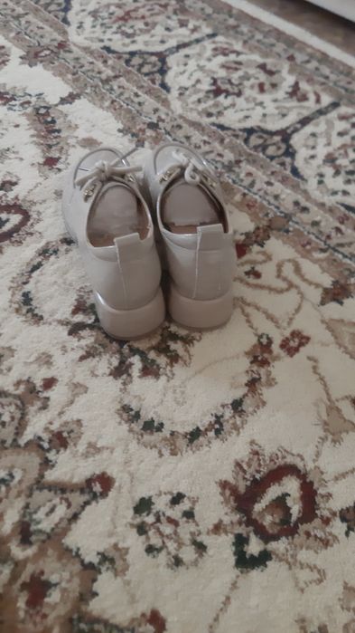 Женская      обувь