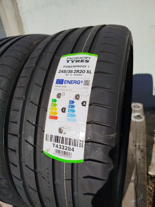 245/35/20 Нокиан ДОТ 2024 г - Чисто Нови