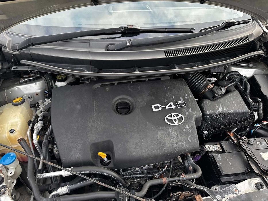 Toyota Auris 2.0 D-4D 126к.с 2008г